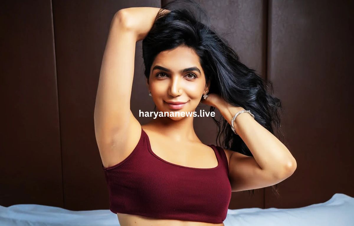 Home 17 सरकारी कुर्सी छोड़ दी, अब चमकेगी परदे पे! जीएसटी अफसर कृति वर्मा ने क्यों बदली जिंदगी की राह?